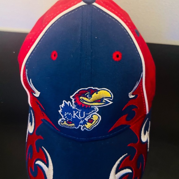 NEW ERA Kansas University KU Jayhawks Tribal Cap Youth 9FORTY style - Picture 2 of 9